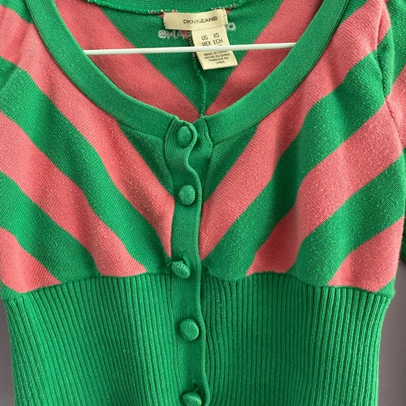 Cute y2k cardigan from DKNY - Picture 2 of 3